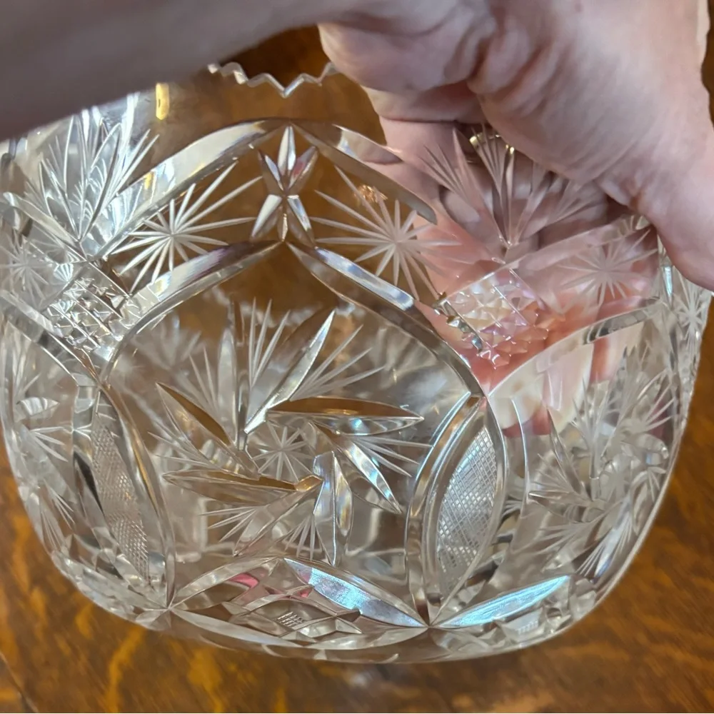NWT Crystal Bowl “Elizabeth “ by Fifth Avenue crystal LTD